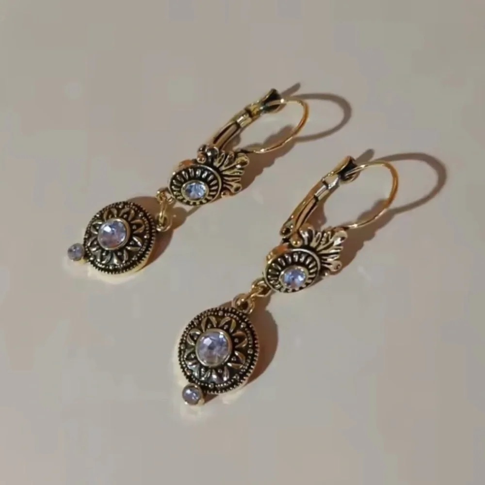 Vintage Marquis Gold Earrings